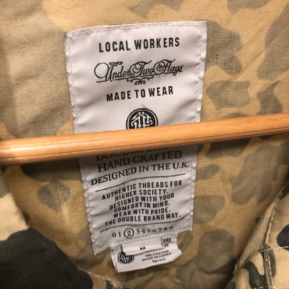 Rare Vintage Under Two Flags Camo/Army style men’s field jacket in size medium!! - Picture 6 of 12